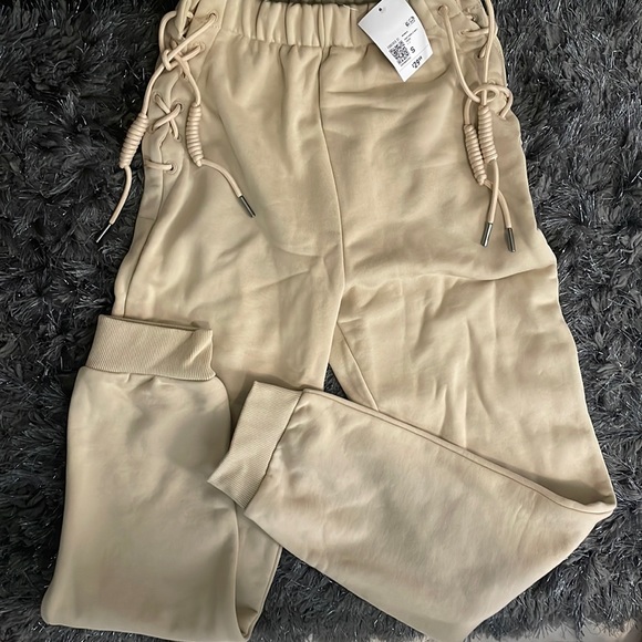 Forever 21 French Terry beige lace up joggers size small - Picture 4 of 11